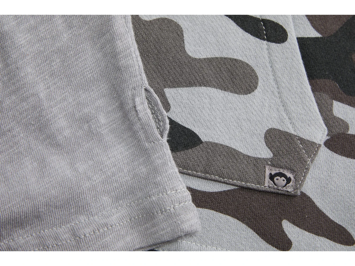 Appaman Kids Freestyle Twofer Sweatshirt W/ Front Pockets (Toddler/Little Kids/Big Kids) 4 Appaman Kids Freestyle Twofer Sweatshirt W/ Front Pockets (Toddler/Little Kids/Big Kids) - Image 2